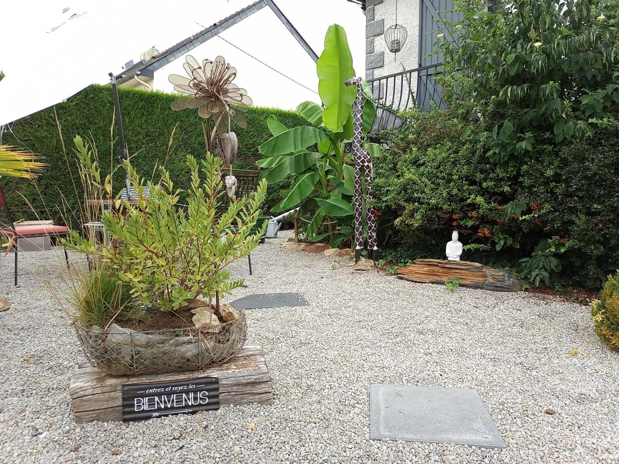 Maison Reposant Arconnay Et Jardin Appartement Buitenkant foto
